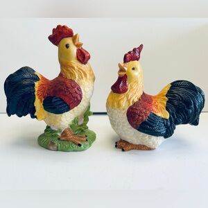Vintage rooster & hen, ceramic. Colorful. NO blemishes. Color is complete.